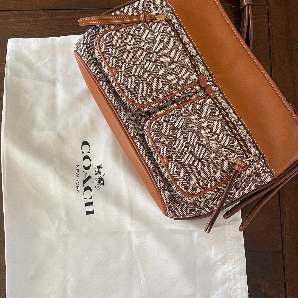 New, never used Coach C5434 Andie Shoulder Bag In Signature Textile Jacquared